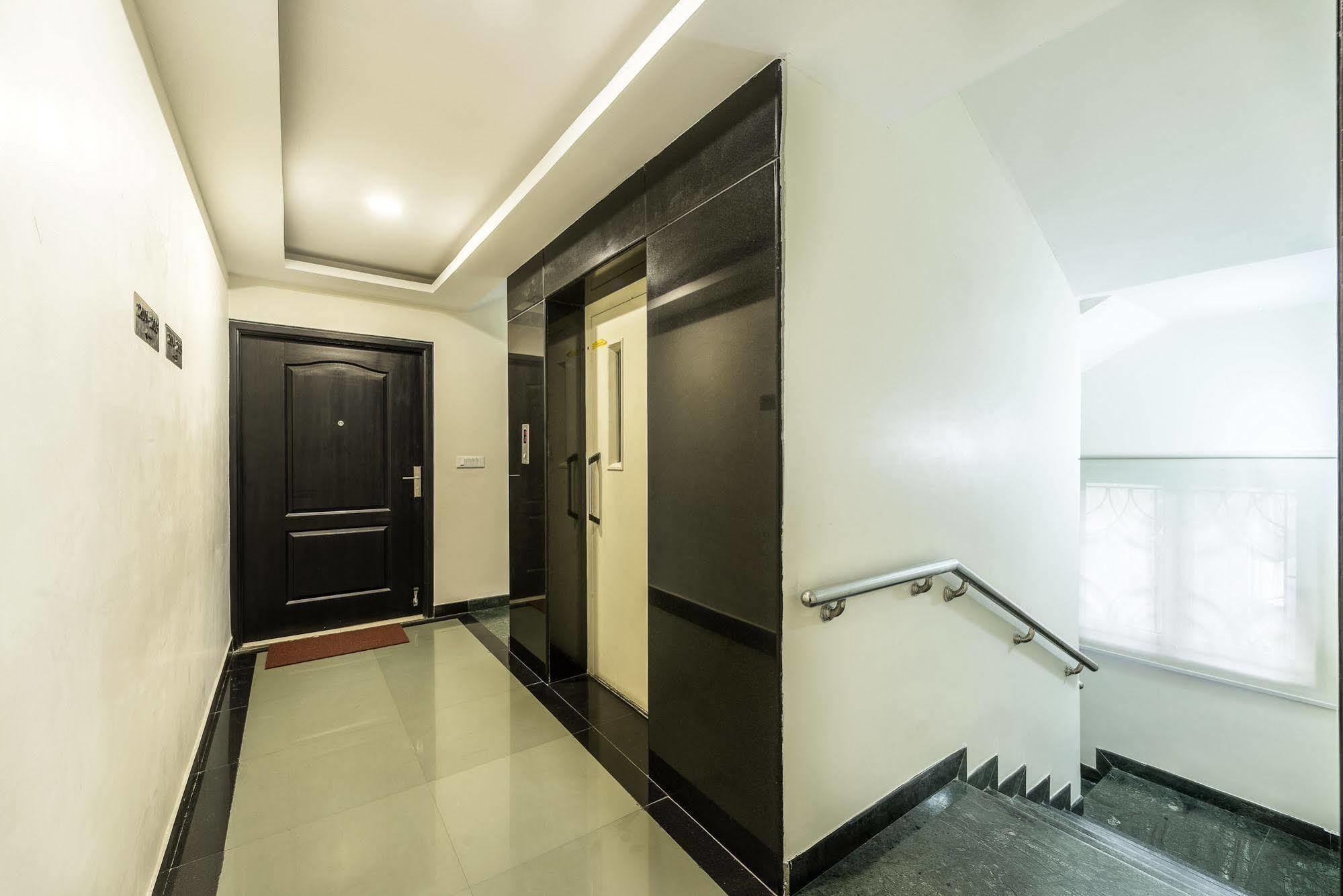 Treebo Elan Hotel Chennai Exterior foto