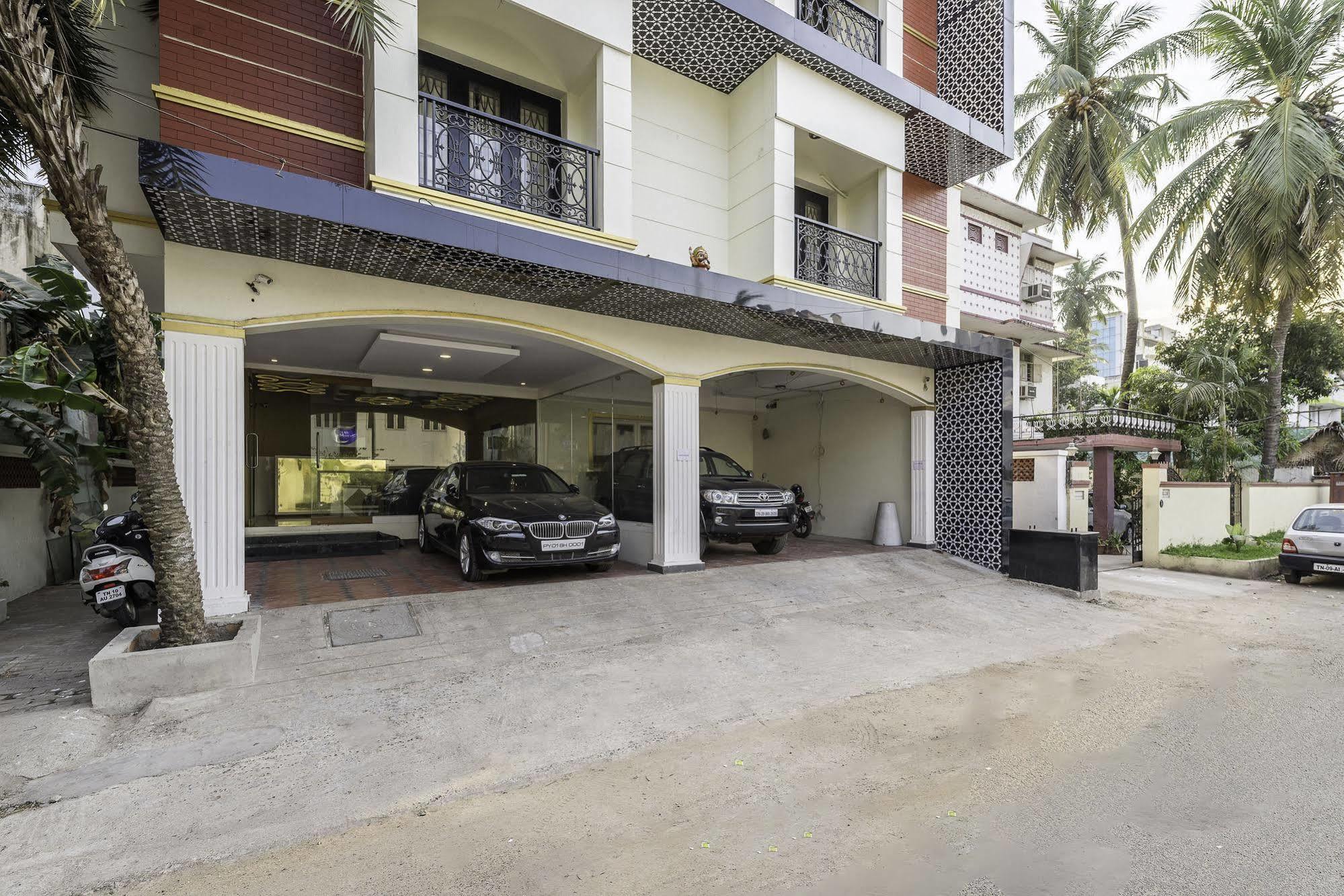 Treebo Elan Hotel Chennai Exterior foto